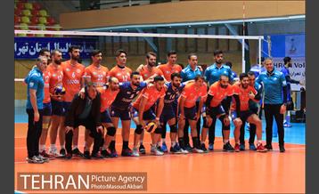 دیدار تیم های والیبال پیکان و سایپا 2