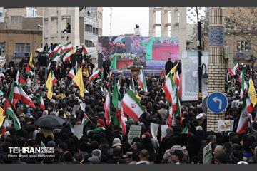 حضور و سخنرانی دکتر علیرضا زاکانی در اجتماع مردم زنجان در مراسم راهپیمایی ۲۲ بهمن 16