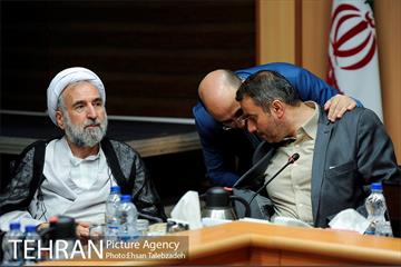 جلسه شورای معاونین و مدیران شهرداری تهران با حضور قالیباف 11