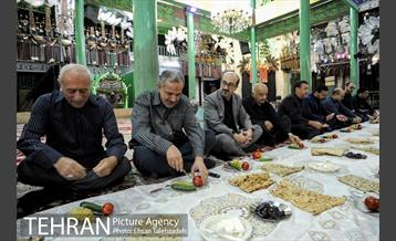 تکیه گردی احمد مسجد جامعی 8