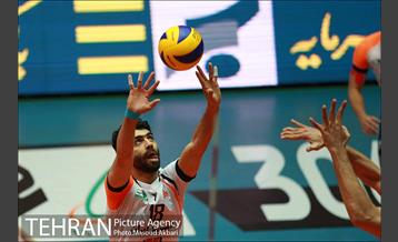 دیدار تیم های والیبال بانک سرمایه و سایپا