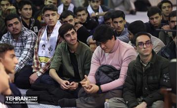 نشست صمیمانه شهردار تهران با دانش آموزان بسیجی سراسر کشور 21