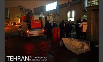 آتش سوزی انبار لوازم خانگی در خیابان 17شهریور 17