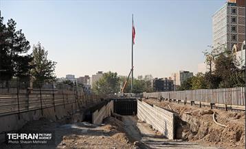 بازدید عضو شورا از پروژه‌های عمرانی شهری 22