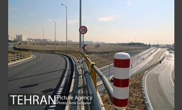 تقاطع غیر همسطح بزرگراه شهید حکیم با بلوار المپیک 3