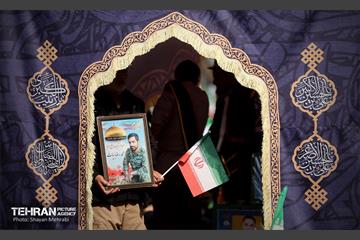 تشییع پیکر مطهر شهدای ناوشکن دنا 18
