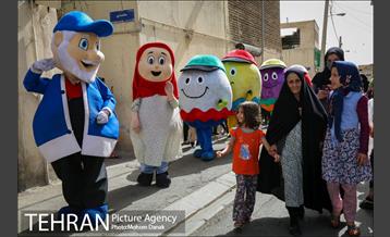 کارناوال عروسکی منطقه ۱۲