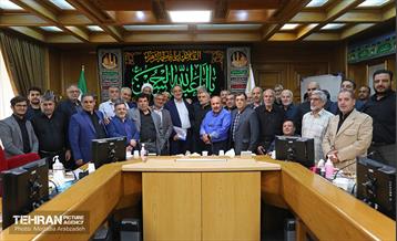 دیدار جمعی از رزمندگان تخریبچی دفاع مقدس با شهردار تهران 14