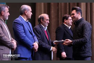 آیین تجلیل از برگزیدگان مناطق 22 گانه 7