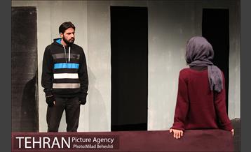 نمایش پروانه الجزایری 2