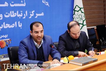 نشست صمیمانه رئیس مرکز ارتباطات شهرداری تهران با اصحاب رسانه 18