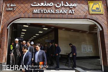 بازدید شهردار تهران از خط ۷ مترو  33