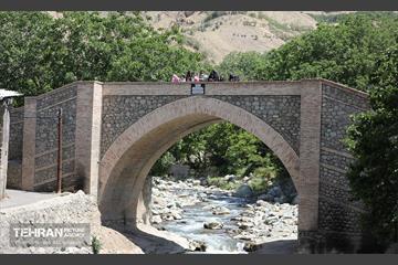 بازدید خانواده‌های آسیب دیده از جنگ رمضان از کن 16
