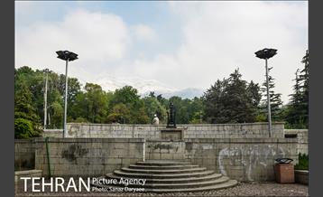 بوستان نیاوران 12