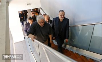 نشست صمیمانه شهردار تهران با قهرمانان، پیشکسوتان و مدیران ورزشی کشور 41