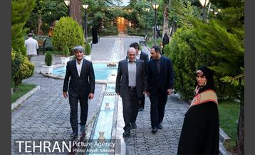 ویژه برنامه ستایش عاشقی 33