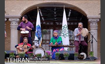 کنسرت گروه رستاک در میدان مشق 10