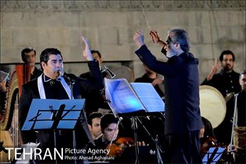 سمفونی ایثار و مقاومت در میدان مشق 30