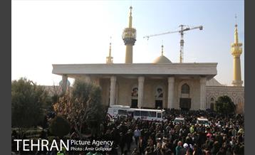 حضور مردم در حرم مطهر امام (ره) برای تشییع پیکر آیت الله هاشمی رفسنجانی 5