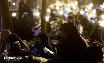 احیای شب بیست‌ویکم ماه رمضان در بهشت زهرا(س) 52