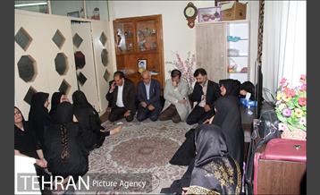 دیدار شهردار منطقه 4 با خانواده مرحوم نوجوان 13 ساله علی هوشنگی 5