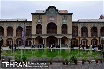 عمارت مسعودیه در میدان بهارستان 15