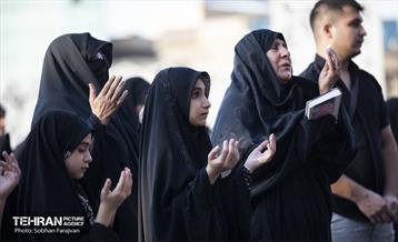 آیین بدرقه جاماندگان اربعین در میدان امام حسین(ع) 20