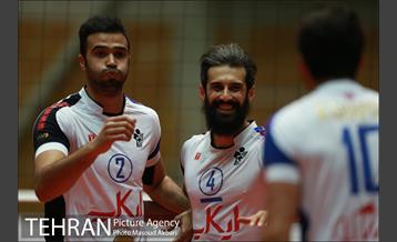 دیدار پیکان تهران و پارسه تهران در لیگ برتر والیبال 12