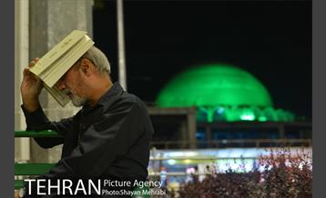 مراسم احیای شب بیست و سوم ماه رمضان در مصلی امام خمینی(ره)  28