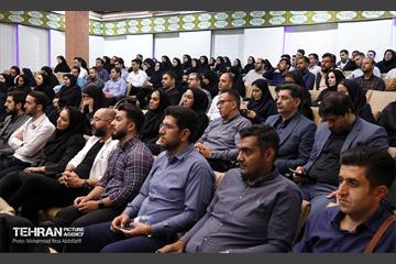 رونمایی از احکام پرسنل حجمی ایثارگر شهرداری تهران 9