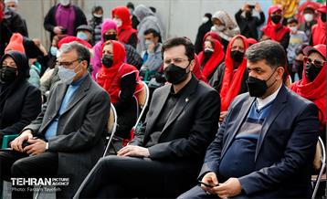 آئین افتتاح و بهره برداری از پروژه‌های شهری در منطقه 5