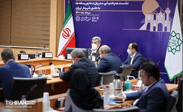 نشست هم اندیشی مدیران رسانه ها با شهردار تهران 19