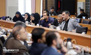 چهاردهمین نشست هیات‌های رسیدگی به تخلفات اداری کارمندان شهرداری تهران 15