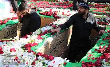 تشییع دو شهید گمنام در منطقه 15