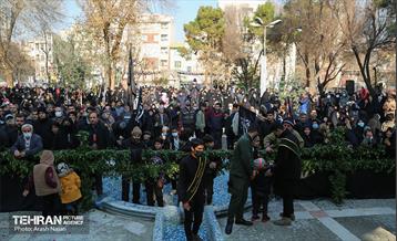 تشییع پیکر شهید گمنام در منطقه ۱۰