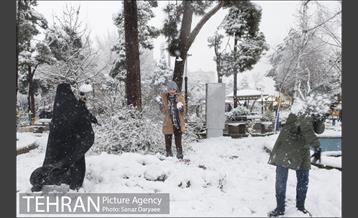 بارش برف در میدان نبوت (هفت حوض) 32