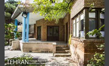 بازدید شهردار تهران ار خانه نیما یوشیج 2