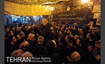 حضور شهردار تهران در مراسم عزاداری تاسوعای حسینی، بازار تهران 10