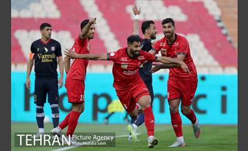 دیدار تیم های فوتبال پرسپولیس و نساجی  9