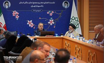 نشست اعضای مجمع نمایندگان استان با شهردار تهران 27