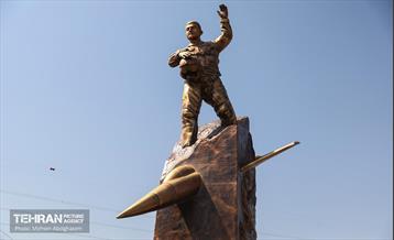 رونمایی از تندیس سرلشکر خلبان شهید بابایی 8