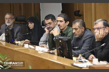 دیدار جمعی از نمایندگان مجلس شورای اسلامی با شهردار تهران  3