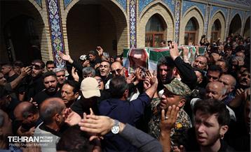 مراسم تشییع پیکر مطهر سرباز شهید ماهان ستاره 40