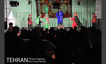 اجرای تغزیه اباعبدالله الحسین در میدان ولیعصر(عج) 17