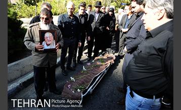 مراسم تشییع رضا مرعشی 9