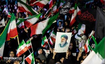 مراسم عزاداری شهادت رهبر انقلاب اسلامی در میدان شهدای هفتم تیر 12