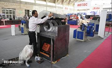 دومین نمایشگاه بین المللی صنعت در شهر آفتاب 17