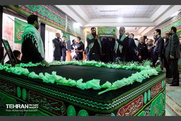 بدرقه پیکر مطهر شهید گمنام دوران دفاع مقدس در اداره‌کل سرمایه‌انسانی 15