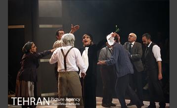 نمایش مرغ دریایی من 4