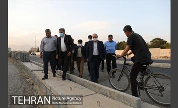 بازدید شهردار تهران از ضلع جنوبی خیابان استاد معین در پادگان جی 15